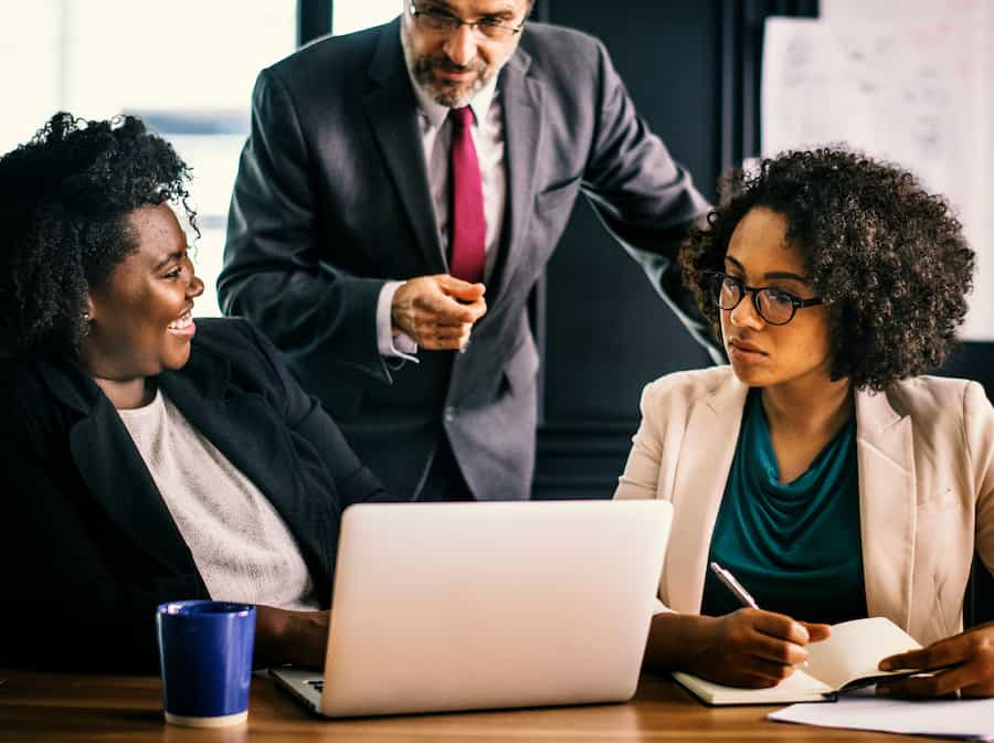 How Company Secretaries Drive Effective Board Meetings