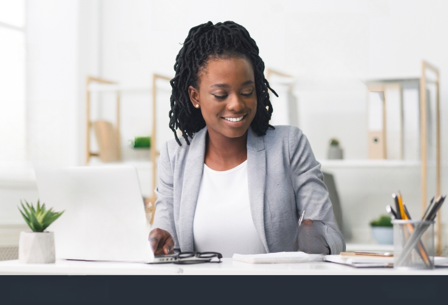 The Role of a Corporate Secretary in Promoting the Best Corporate Governance Practices in Organizations